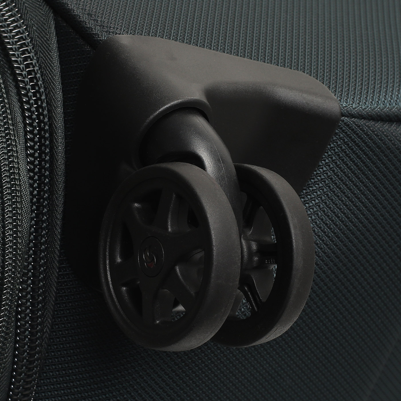 Чемодан большой L  Samsonite Respark