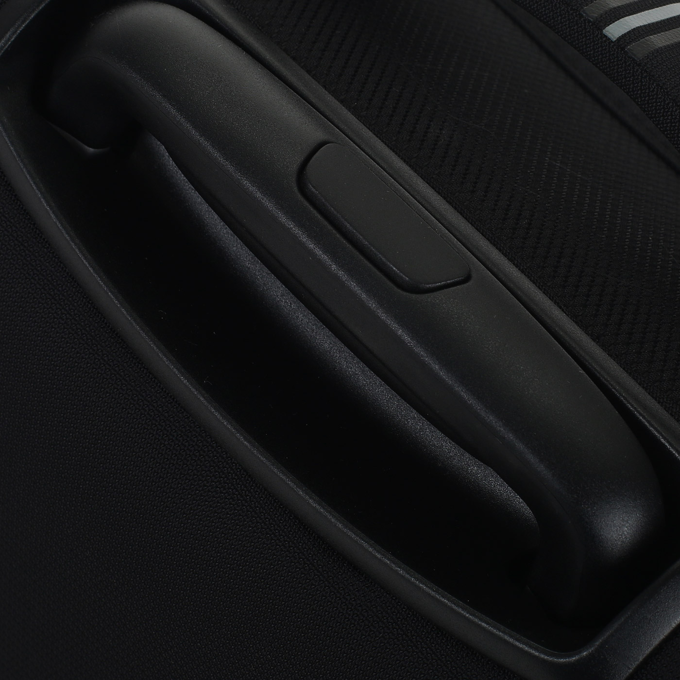 Чемодан для ручной клади тканевый с кодовым замком American Tourister Crosstrack